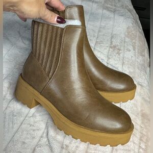 Stylish Tan ZBY Chelsea Boot Size 7.5